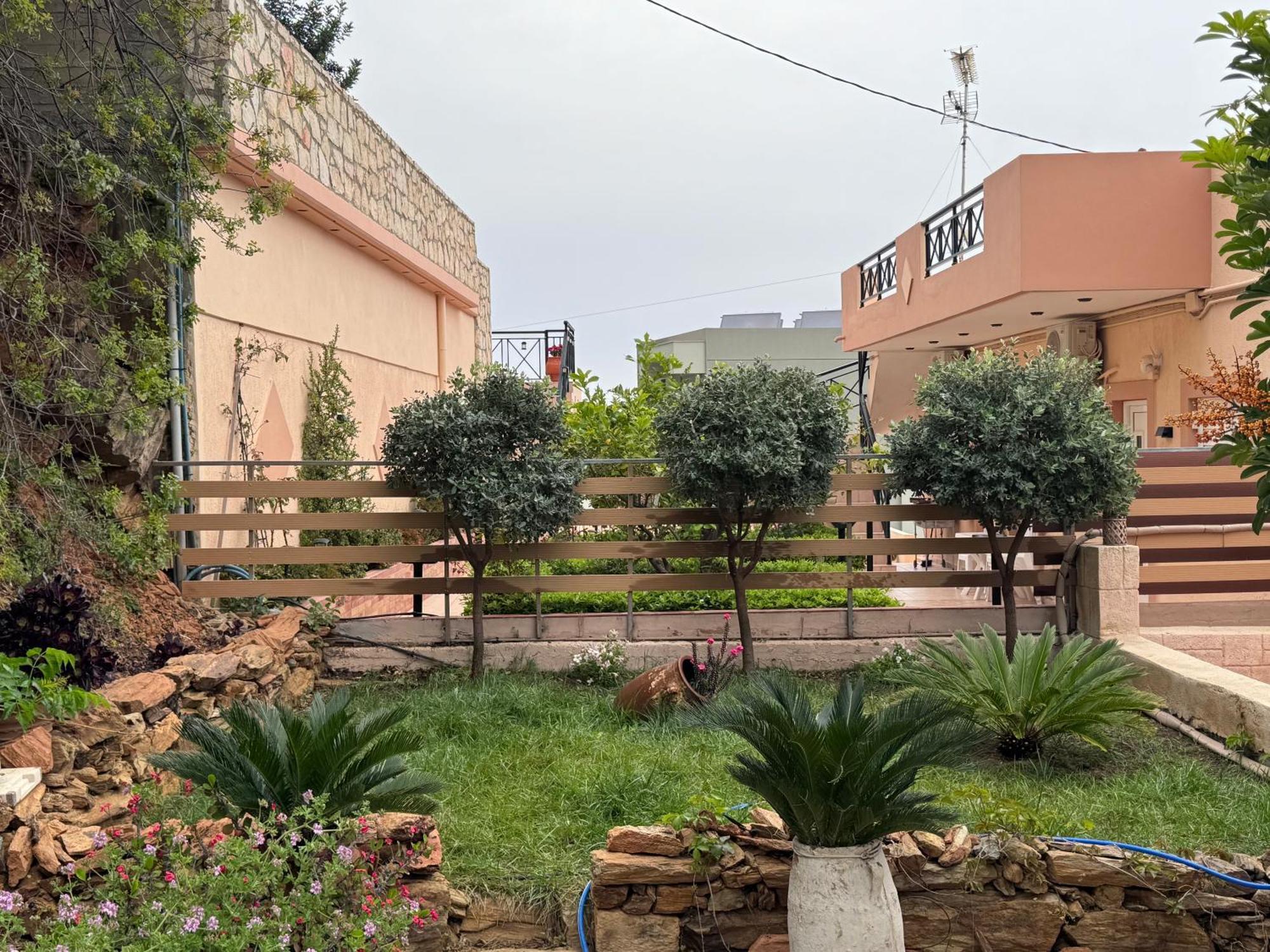 Golden View Appartement Agia Pelagia  Buitenkant foto